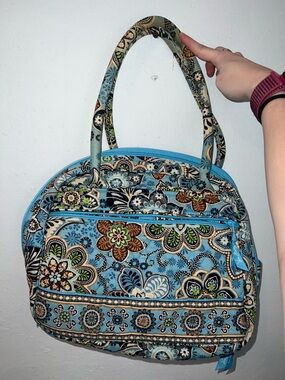 Vintage Retired Vera Bradley Bali Blue Quilted Handbag